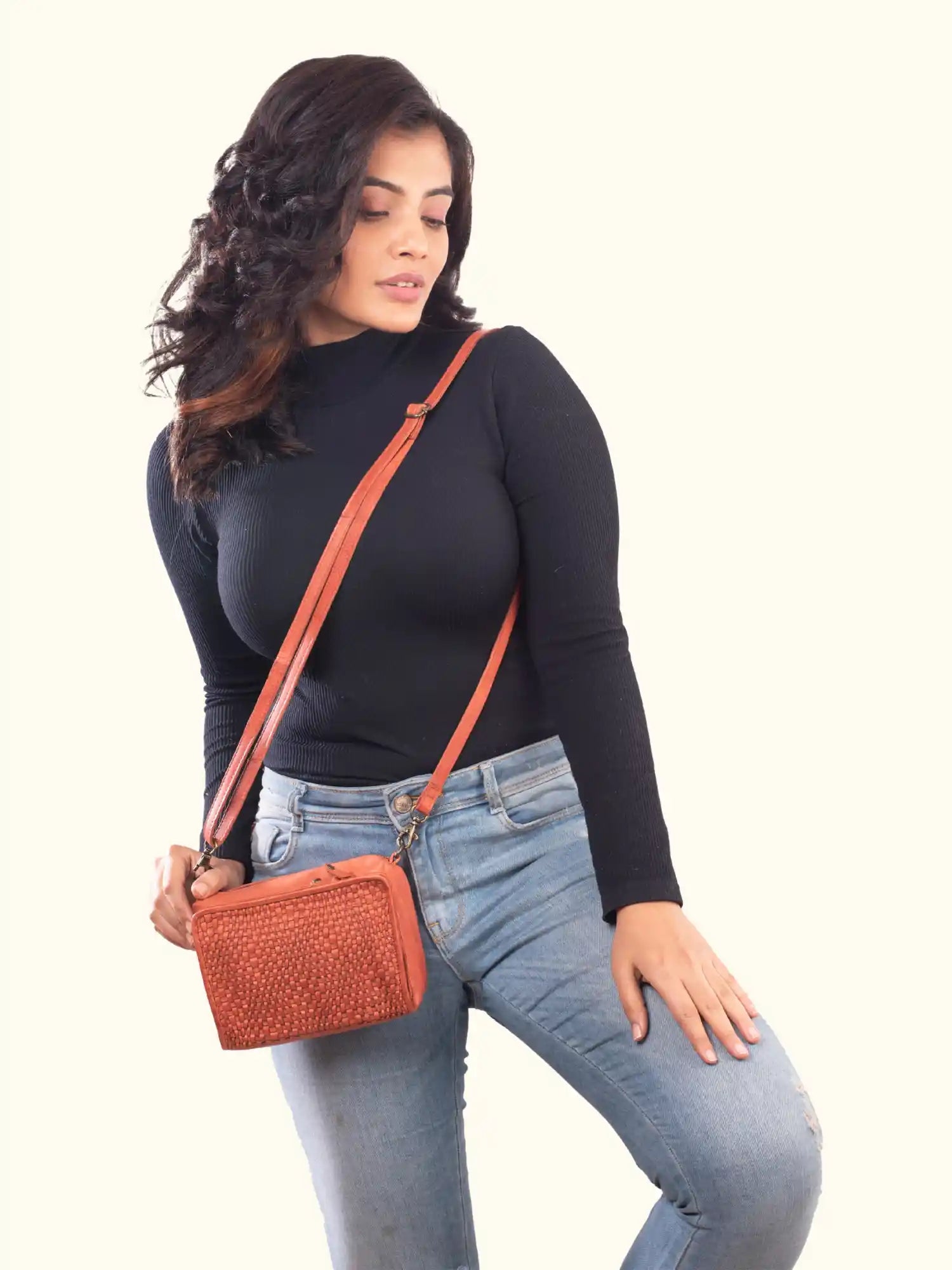 Destin Washed Leather Crossbody