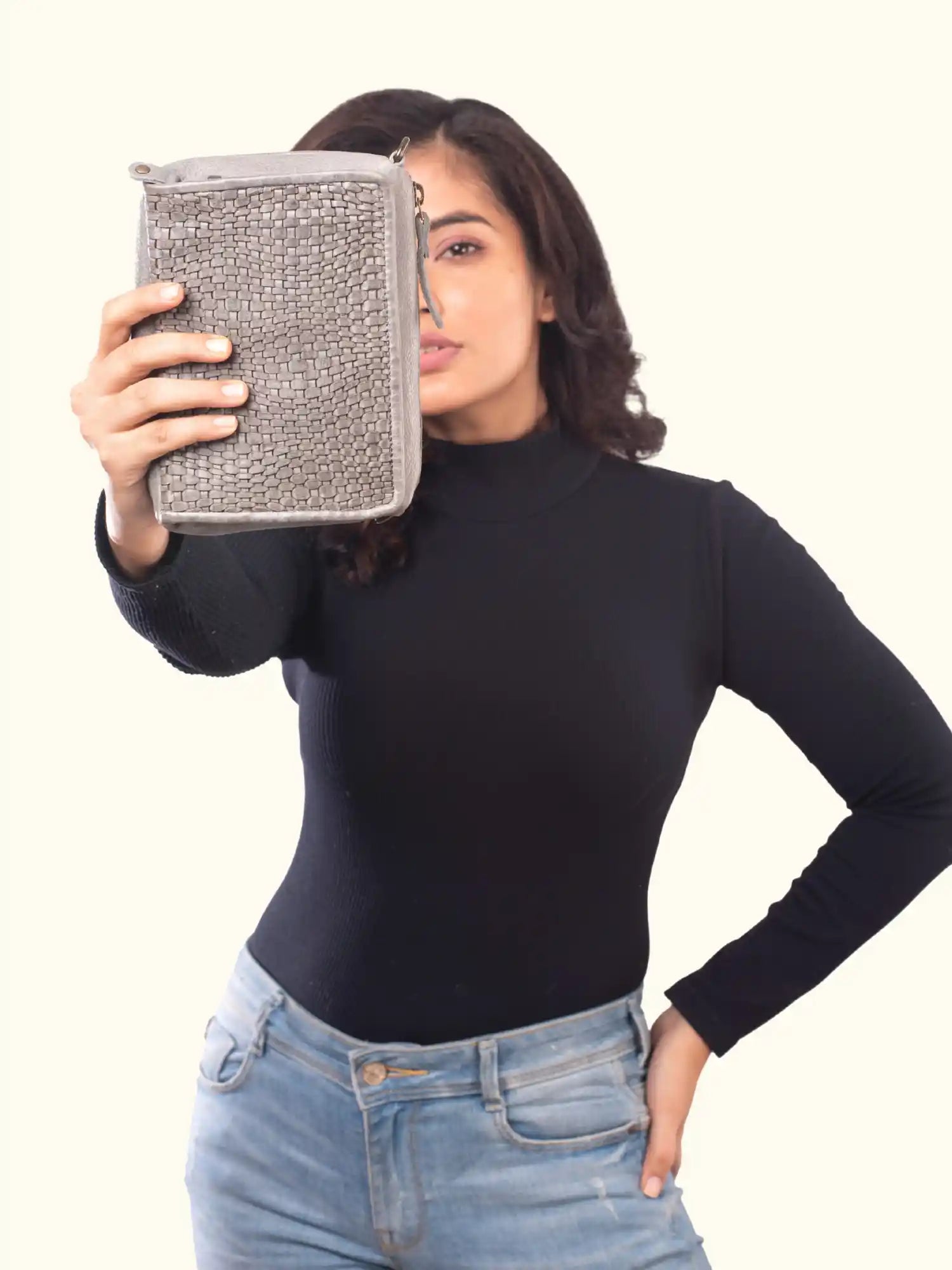 Destin Washed Leather Crossbody